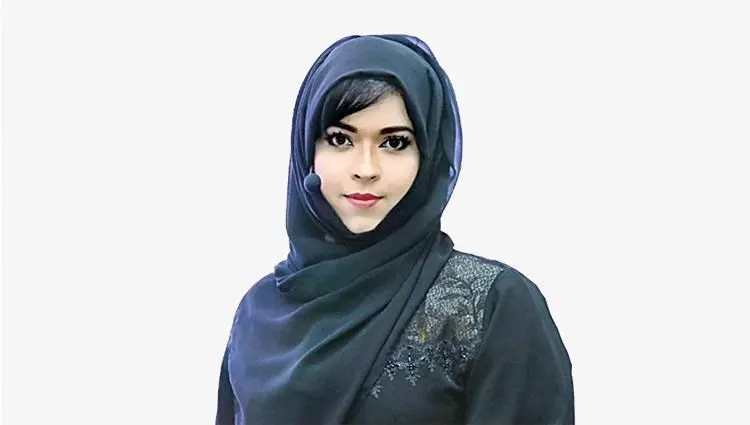 صورة الظهور: ((( تراب السماء ٠٠!! ))) الكاتبة و الروائية الإماراتية/ سلمى الحفيتي ٠